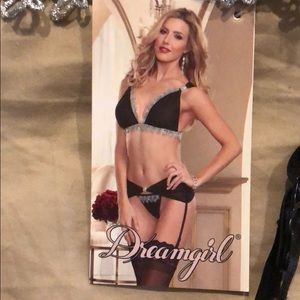 Black and silver leg avenue three piece set